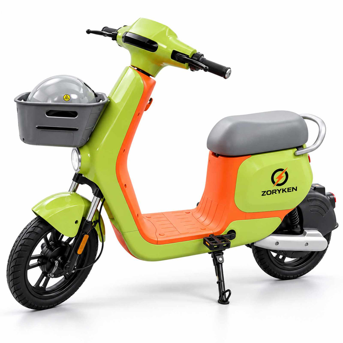 Scooter elétrica compartilhada ZORYKEN SH1 verde e laranja, vista em três quartos, com cesta dianteira cinza, capacete, banco cinza e logotipo ZORYKEN na lateral.