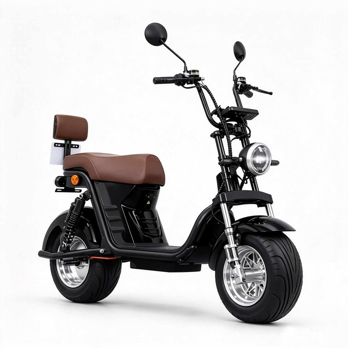 Scooter elétrica ZORYKEN M8-2000 preta com carenagem brilhante, banco marrom alongado, encosto traseiro, farol redondo e para-lama dianteiro preto.