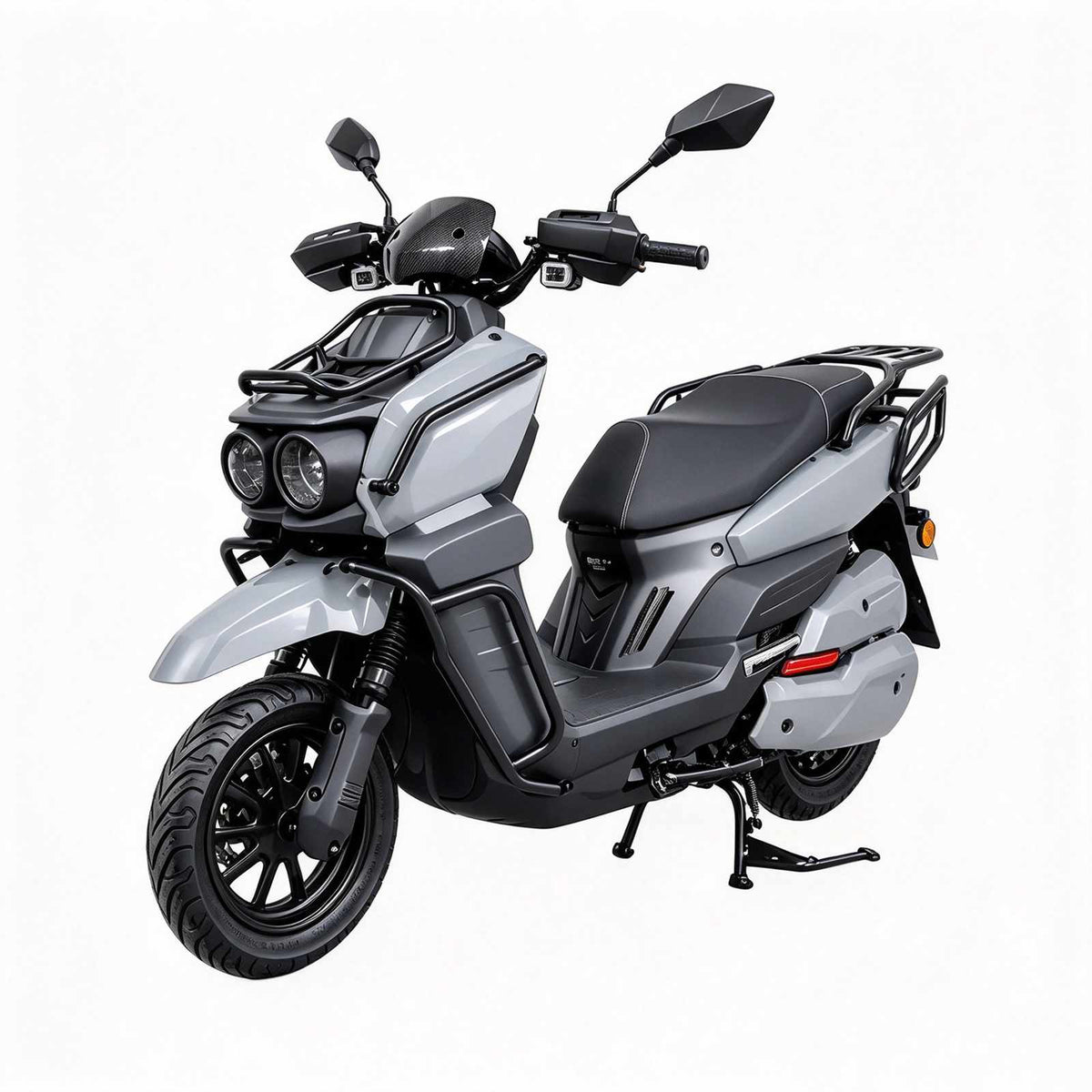 Scooter elétrica ZORYKEN Y3 TANK para atacado B2B, em acabamento cinza, com faróis duplos, proteções tubulares e bagageiros dianteiro e traseiro